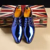 Klänningskor Fashion Trend Patent Leather Men Wedding Shoes Gold Blue Red White Oxfords Shoes Designer Pekade Toe Dress Shoes Big Size 37-48 231201