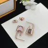 Charm Stud Earrings Classic Lock Earring Designer för kvinnor Rose Gold Ear Studs Womens V Earings Luxury Designers Jewelry 23120211z