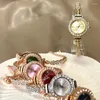 Armbandsur lyxiga strassarmband titta på kvinnors kvartslegering diamant ormformade unika och justerbara bandklockor reloj