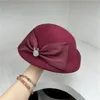 Beralar 11Dudu Ins Chic Winter Fransa Resmi Grace Bowknot Rhinestone Tavşan Yün Hissed Lady Bere Cap Kadın Eğlence Ressam Şapkası 231201