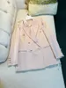 2024 Lente Roze Effen Kleur Blazers Met Lange Mouwen Notched Revers Knopen Double-Breasted Uitloper Jassen D3N263190