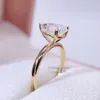 Anel de noivado de moissanite em ouro amarelo 10K com corte de pêra 1Ct 2Ct 3Ct 4Ct 5Ct