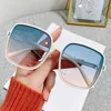 Sunglasses for men UV resistant and strong light sunglasses for women 2023 new fashion internet celebrity driving with big eyes and slim face