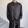 Camicie eleganti da uomo Camicia a maniche lunghe in raso nazionale stile cinese irregolare modello scuro Colletto alla moda Camicia a maniche lunghe con bottoni in metallo retrò alla moda