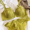 BHs Sets Heißer Verkauf Frauen Spitze Unterwäsche Sexy Hohl Push-Up BH Set Klassische Bandage Dessous Mode Fluoreszierende Plus Größe C D BrassiereL231202