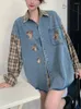 Blusas de mujer Patchwork a cuadros Camisa vaquera para mujer Vintage Primavera Otoño Moda Casual Camisas de gran tamaño Manga larga Unisex Oso bordado