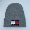 Chapéus de malha transfronteiriço por atacado na fábrica em chapéus de outono de outono e de inverno masculino de lã quente Casual Casual Ear Hats.