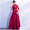 Etnik Giyim Kırmızı Nakış Çince Gece Elbise Uzun Gelin Qipao Oriental Style Parti Elbiseleri Nedime Robe Ceremonie Fille Gow Dhivp