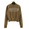 Projektantka Sweters Nowy wełniany sweter kobiet nowy, ciepły brązowy dzianina z kontrastującymi minimalistycznymi rzemieślnikami NPH3