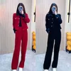 Kvinnors tvådelade byxor Fashion Suit Women's Autumn and Winter High-end Spliced ​​Corduroy Short Coat Wide-Ben Pants Two-Piece Suit Spring Set Femal 231202