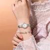 Armbandsur kreativa klockor damer 2023 randig kvartsklocka läder med diamantrem för avslappnad kvinnors reloj para dama