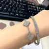 Fashion Designer Van Clover bracelet bracelet ladies four-leaf clover bracelet classic versatile design gift for friends