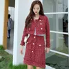 Robe de deux pièces Style européen printemps automne 2 pièces ensemble femmes veste courte en laine Tweed manteau court Mini jupe ensemble femmes deux pièces tenues 231202