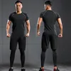 Hot selling men's yoga fitness set hygroscopic perspiration yoga wear sports running three-piece set