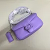 A nova mini bolsa dionisíaca gorda é uma bolsa feminina moderna e retrô em nuvem com bolsa leve e luxuosa