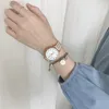 腕時計のファッションシンプルな腕時計
