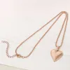 Collana minimalista Instagram New Fashion Love Contrast Heart Collana placcata con veri gioielli in acciaio inossidabile color oro per donna