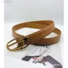 Cintura Deisels firmata Trendy New Women's Versione coreana D-lettera Versatile Casual Decorazione semplice Jeans Cintura rossa in rete