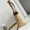 Classics Shopping Summer Straw Designer Bag Basket Tote Beach Bags Shoulder Handbags Women Weave Purse Large