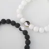 Strand Haute qualité WZYSY Couples magnétiques Bracelet Noir Mat Perle Fabriqué à la main avec du pin blanc Yin-yang Fish Design Bijoux exquis