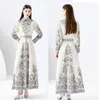 Retro-Druck, weißes Boho-Maxikleid, Damen-Designer, lange Ärmel, Revers, Knopfleiste vorne, schlanke, elegante Urlaubs-Hemdkleider, 2023, Frühling, Herbst, Paisley-Blumenmuster, Runway-Kleider