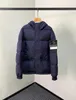 2J16 2023 giacca invernale da uomo italiana di lusso antivento antipioggia da uomo e piumino da donna Stones Islands coppie abbigliamento designer produzione maglione di lana