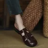 Sandálias dedo do pé fechado chinelos casuais deslizamento em mules simples mulheres sapatos de praia verão feminino mullers outwear primavera apartamentos