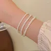 Bracelets de charme Français Rétro Simple Imitation Perle Bracelet Pour Femmes Fille Conception Perle Coréenne Or Couleur Bijoux Goutte