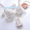 Conjuntos de sutiãs japonês solúvel em água bordado fino copo lingerie menina bonito reunido sexy roupa interior conjunto grande tamanho sutiã calcinha terno