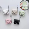 Designer Airpods Case Pacote de fone de ouvido para Airpods Pro 1 2ª Geração 3ª Caso Pacote de fone de ouvido Gancho Fecho Chaveiro Triângulo P Fone de ouvido Shell Chain Strip Bag Charm