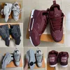 Herenschoenen Designer Hoge kwaliteit Skate Sneakers oversized Bloem modeshow Dikke bodem veterschoenen brood sportschoenen hak met 1854 skate designer schoenen heren