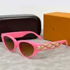 Lyxdesigner för kvinnor solglasögon kattögon solglasögon personlig design guldben solglasögon med låda som kör rese shopping strandvy mer mer