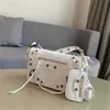 Le Cagole Erkek Kadın Çantalar Tasarımcı Çanta Moda Perçin Motosiklet Omuz Crossbody Çanta Kamera Çantası