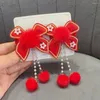 Acessórios de cabelo bonito estilo chinês borla bola de pelúcia hairpins com falso pérola arco decoração festivo po prop para meninas ano