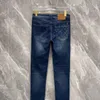 Дизайнерские мужские джинсы Фиолетовые джинсы High Street Металлические надписи Дизайн Мужские женские брюки с надписями и принтом Эластичные узкие брюки