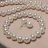 Naszyjne kolczyki Zestaw białych perłów bransoletki