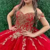 Robe De Quinceanera rouge brillante, en Tulle bouffant, avec des appliques dorées en dentelle, perles, épaules dénudées, douce 16 robes, 15 De