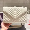 Borsa con patta in pelle goffrata trapuntata a grana poudre di marca di lusso SL Trapunta con diamanti sopra cuciture Borse a tracolla Borsa da donna con tracolla a catena scorrevole regolabile