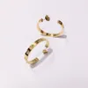 2023 Titanium Steel Gold Hoop Stud Earring for Woman 절묘한 단순한 패션 C 다이아몬드 링 레이디 귀걸이 보석 선물 231o