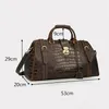 Duffelväskor Vintage Crazy Horse äkta läder Mens resväska stor kapacitet Crocodile Duffle Carry On Bagage Bolsa OvernightDU267T