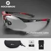 Utomhus Eyewear Rockbros Pochromic Cycling Glasses Bicycle UV400 Sports Eyewear Ultralight Riding Solglasögon Män Fiske Bike Equipment 231204