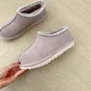 Baby Designer kapcie 2023 Snow Boots Australia Mini Booties Platforma Dziewczyny Buty Zimowe puszyste buty dla dzieci zamszowe wełniane rozmiar 21-35