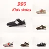 2023 kinderen 996 hardloopschoenen peuters jongens meisjes jeugd sneakers baby kinderen trainers witte bakstenen roze grijze schoen