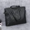 Valigetta borsa in pelle da uomo modello boss di marca di lusso Tessuto reticolare VERA pelle bovina Cartella. Lavoro maschile sulla spalla di moda Affari. s231204