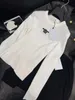 Nieuw designer dames T-shirt High-end trui verticale strepen elastisch sexy zwart en wit klassieke alles-in-één trui met lange mouwen