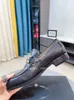 Designer Dress Shoes Luxury Black Leahter Flat Business Shoes Fashion loafers Driving Shoe Party Wedding Shoes for men