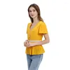 T-shirt da donna 2023 Elegante cardigan lavorato a maglia sottile T-shirt gialla da donna Manica corta con scollo a V in cotone Maglieria vintage Top Moda alla moda