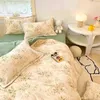 Bedding sets Winter Thickened Warm Flannel Queen Set Home Textile Cartoon Cute Duvet Cover Sheet Pillowcase 4pcs Luxury Bed Linen 231204