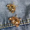 ピンブローチ昆虫のブローチ光沢のあるクリスタル小さなテレディバードブローチピンカラフルな蜂の女性ラペルピン衣類ジュエリーアクセサリー231202