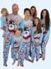 Abiti abbinati in famiglia Christmas Dad Mom Figlia Sonno Sleep abbigliamento 2023 Tops Pants Snowman Pajamas Set 231204